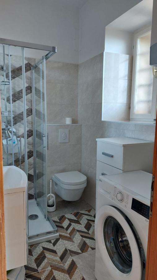 Apartment Tacoma Vrsar Eksteriør bilde